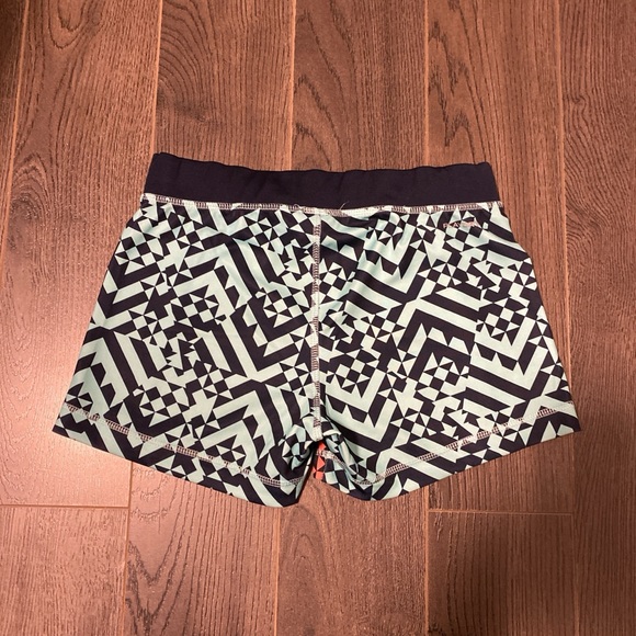 reebok biker shorts - Size S - Picture 2 of 3